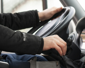 Кабмін спростив правила для водіїв під час воєнного стану