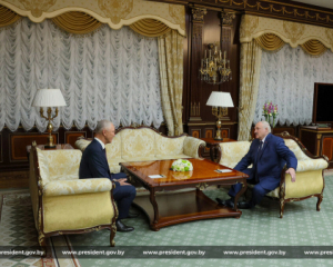 Лукашенко зустрівся із Сальдо: у МЗС відреагували