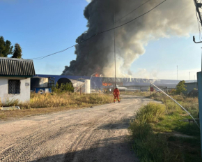 Росіяни вдарили дронами по логістичному центру на Київщині