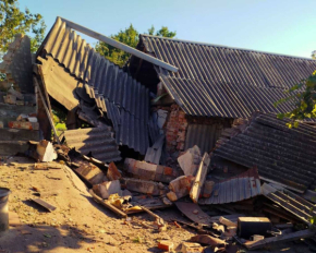 На Харківщині двоє поранених унаслідок атаки РФ - фото руйнувань