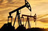 Рынок нефти колеблется: инвесторы ждут снижения ставки ФРС