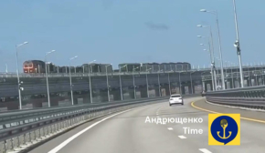 Россия снова использует Крымский мост для перебрасывания военных грузов