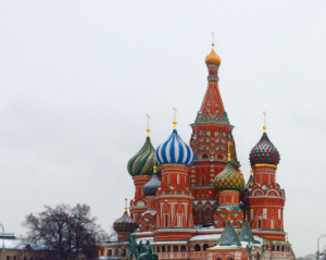На військових підприємствах РФ уперше перше за час війни впали зарплати