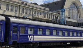 В результате российских обстрелов некоторые поезда задержатся - Укрзализныця