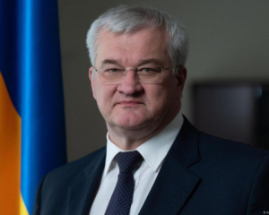 "Кремлівський лакей": Сибіга різко відповів Сіярто за образу Зеленського