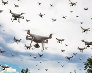 Рой дронов над стратегическими объектами в Германии: власти подозревают разведку