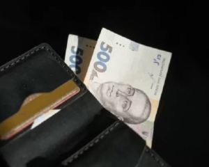 Чиновники богатеют быстрее, чем инфляция: кто в списке лидеров