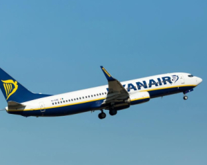 &quot;Стена дронов&quot; не поможет: Ryanair требует сбивать российские  беспилотники над Европой
