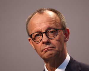 Канцлер Німеччини припустив, що за польотами дронів стоїть Росія