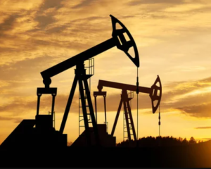 Нефть показывает незначительное повышение на фоне решений ОПЕК+
