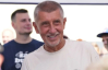 Нова влада Чехії не даватиме коштів з бюджету на зброю для України