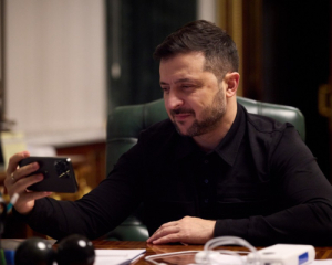 Зеленский объявил о планах расширить применение украинского дальнобойного оружия