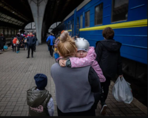Количество украинских беженцев в Европе продолжает расти: в какой стране больше всего
