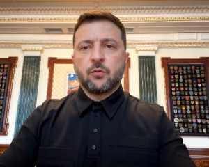 Зеленський заявив, що Україна нічого не буде дарувати Росії
