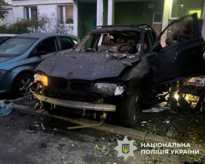 У Києві вибухнув автомобіль BMW X3 у Голосіївському районі