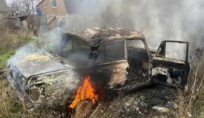 Російські війська вдарили FPV-дроном по автівці в Приморському Запорізької області: поранено двох мирних жителів