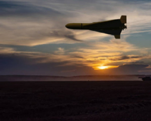 Атака на Киев: повреждены дома, детский сад и автомобили