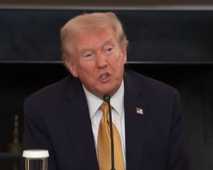 &quot;Йому потрібно війну закінчувати, а не ракети випробовувати&quot;: Трамп відреагував на пуски &quot;Буревісника&quot; Путіним