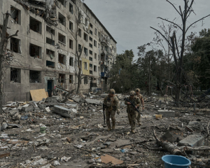 Росія не змогла окупувати Донбас до дедлайну, яким хвалився Путін - Зеленський