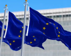 Україна отримає позику під гарантію російських репарацій - Фон дер Ляєн