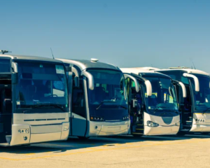 Импорт автобусов в Украину вырос на 30%: назвали главного поставщика
