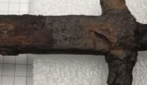 У Німеччині знайшли на мечі XVI століття прихований підпис майстра