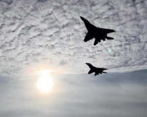 Польша подняла авиацию на фоне массированной атаки РФ