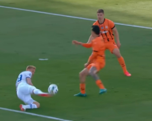 Прогноз від букмекерів на Шахтар - Динамо: гранди українського футболу зустрінуться вдруге за тиждень