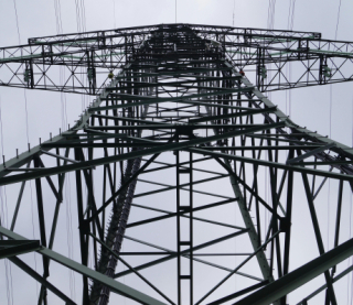 Графіки відключення світла: завтра електроенергії буде більше