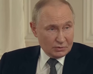 Путин верит пропаганде РФ об "успехах" в войне и не хочет выполнять ультиматум Трампа - СМИ