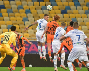 &quot;Шахтер&quot; победил &quot;Динамо&quot; и вышел на первое место в Премьер-Лиге