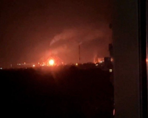 Беспилотники атаковали НПЗ в российском Саратове