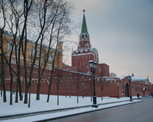 Російські компанії масово скорочують витрати через неплатежі