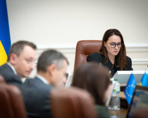 Уряд подав оновлений Держбюджет-2026 із підвищенням видатків на оборону та освіту