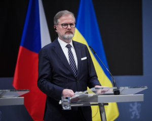 Проукраинское правительство Петра Фиалы официально подало в отставку после выборов в Чехии