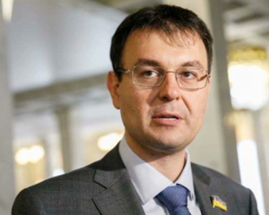 В следующем году повышать налоги не будут - Гетманцев