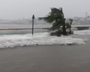 Супертайфун "Фунг-Вонг" пройшовся Філіппінами та спричинив евакуацію майже мільйона людей