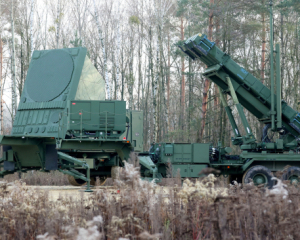 Поставки оружия из США приостановлены из-за шатдауна - СМИ