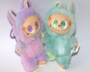 Детская игрушка Labubu несет угрозу - эксперты