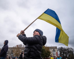 &quot;Херсон - це Україна. Ми повернемо всі наші міста й села&quot; - Зеленський у річницю звільнення Херсона