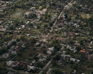 У Покровську перебуває понад 300 росіян, тривають бої у міській забудові