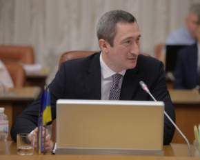 Че Гевара з уряду: НАБУ викрило передачу $1,2 млн колишньому віцепрем'єру Чернишову