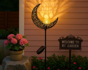 Перетворять сад на казку навіть у блекаут: шість простих ідей, чим підсвітити садову доріжку з вау-ефектом