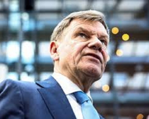 Германия обещает поддержку Украине и призывает к решительной борьбе с коррупцией