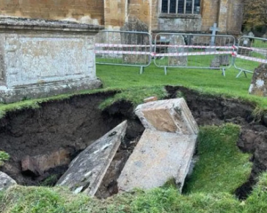 Обвал гробницы в Мартоке открыл крипту XVIII века