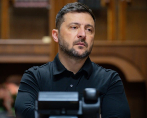 Зеленський пообіцяв спеціальні рішення для захисту неба в прифронтових областях