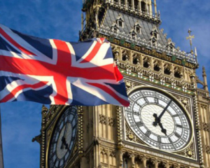 Великобритания временно приостановила санкции против &quot;Лукойла&quot;