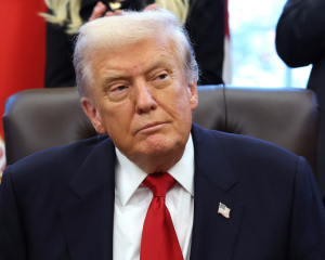 Трамп требует обнародовать файлы Эпштейна