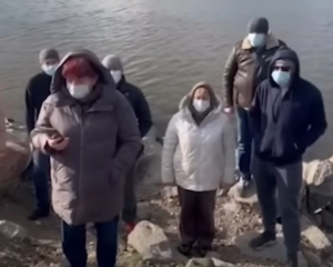 Из кранов течет загрязненная вода: в Донецке и Макеевке жители дерутся за ресурсы