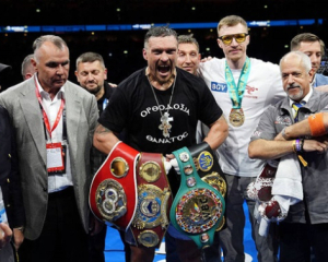 Усик втратив звання абсолютного чемпіона світу